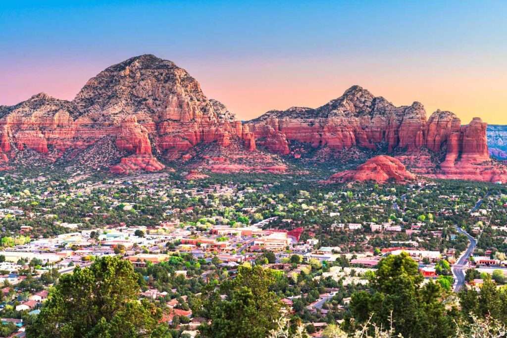 Sedona: A Guide to the Red Rock City City of Sedona