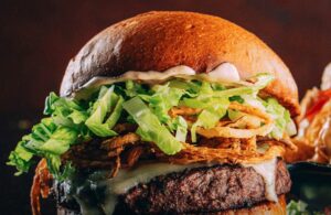 butterfly-burger-sedona-village-of-oak-creek