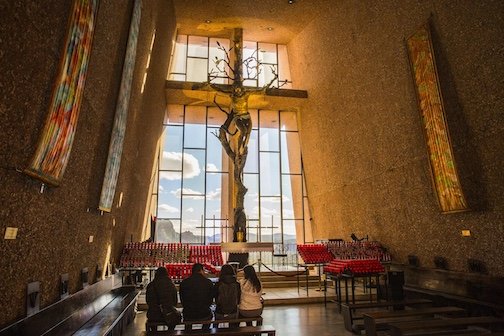 Chapel of the Holy Cross: Where Heaven and Earth Meet in Sedona, Arizona